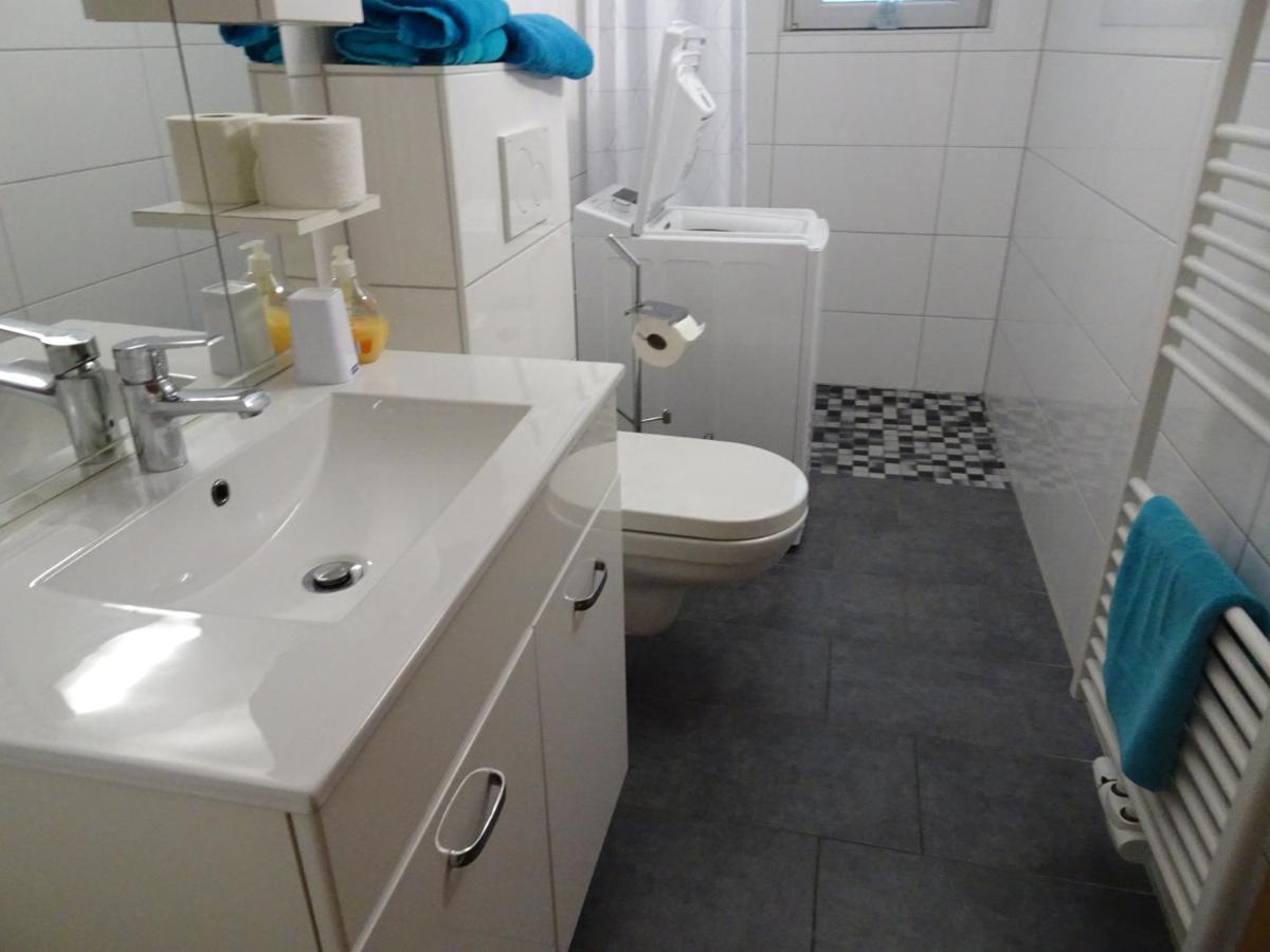 Ferienwohnung Im Gruenen Eg Mit Terrasse Herdecke Esterno foto