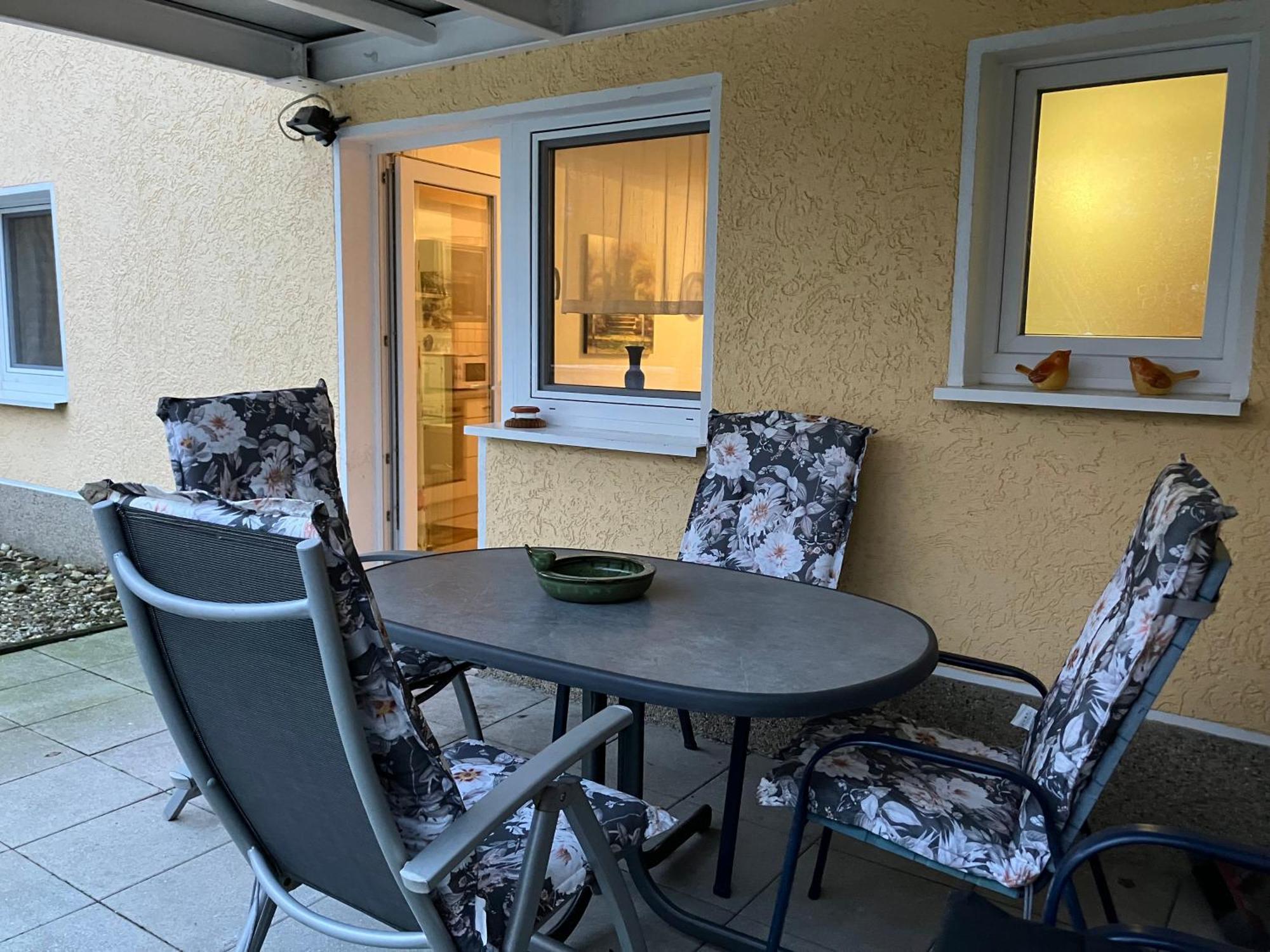 Ferienwohnung Im Gruenen Eg Mit Terrasse Herdecke Esterno foto