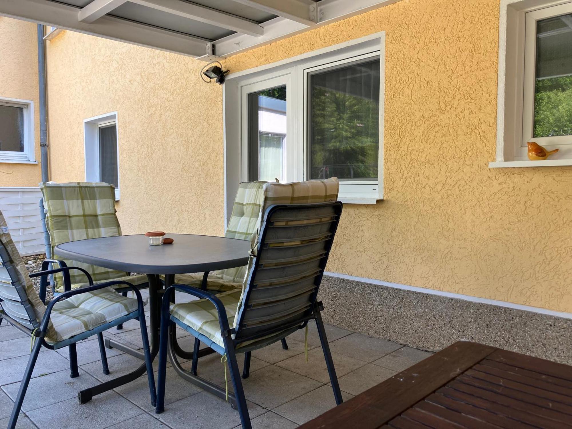 Ferienwohnung Im Gruenen Eg Mit Terrasse Herdecke Esterno foto